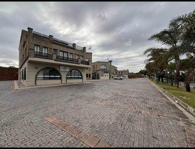 118M² OFFICE TO LET IN TYGER VALLEY